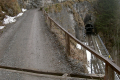 parallel zur Eisenbahn