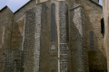 Pfad an der Rückseite der Kathedrale